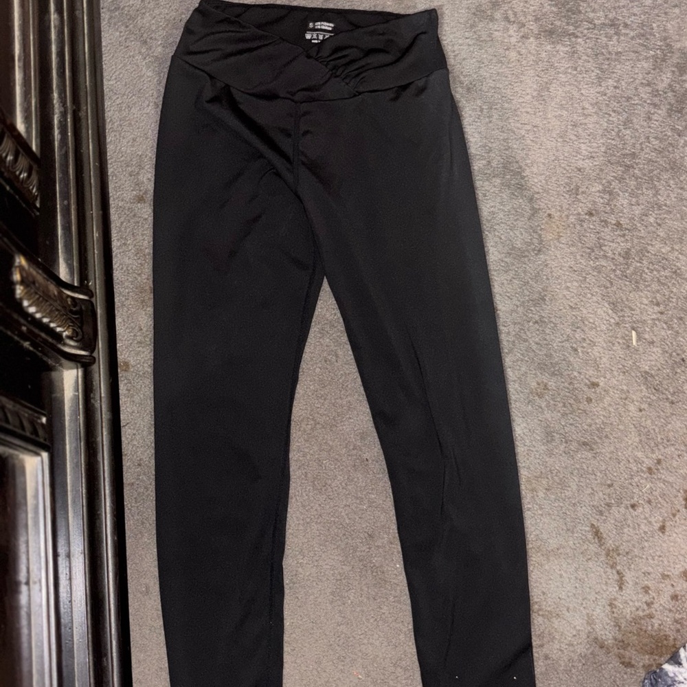 Black High-Waisted Leggings